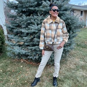 Princess Polly Doria Teddy Jacket in Beige Size 8 GUC